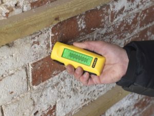 image shows how we can diagnose damp in your home